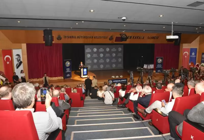 GELECEK PARTİSİ GENEL BAŞKANI AHMET DAVUTOĞLU'NUN HÜR DÜŞÜNCE HAREKETİ'NİN GENEL KURULUNA KATILDI