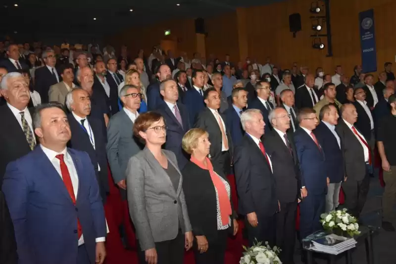GELECEK PARTİSİ GENEL BAŞKANI AHMET DAVUTOĞLU'NUN HÜR DÜŞÜNCE HAREKETİ'NİN GENEL KURULUNA KATILDI