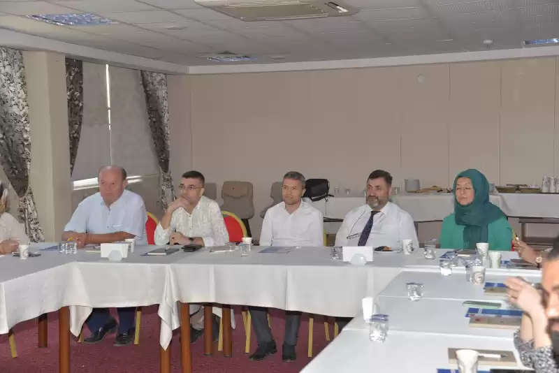 Adana İl Milli Eğitim Müdürlüğüne Bağlı Sarıçam Halk Eğitimi Merkezi DIFA55+ Projesinin Çogaltıcı Etkinlik Organizasyonuna Ev Sahipliği Yaptı.