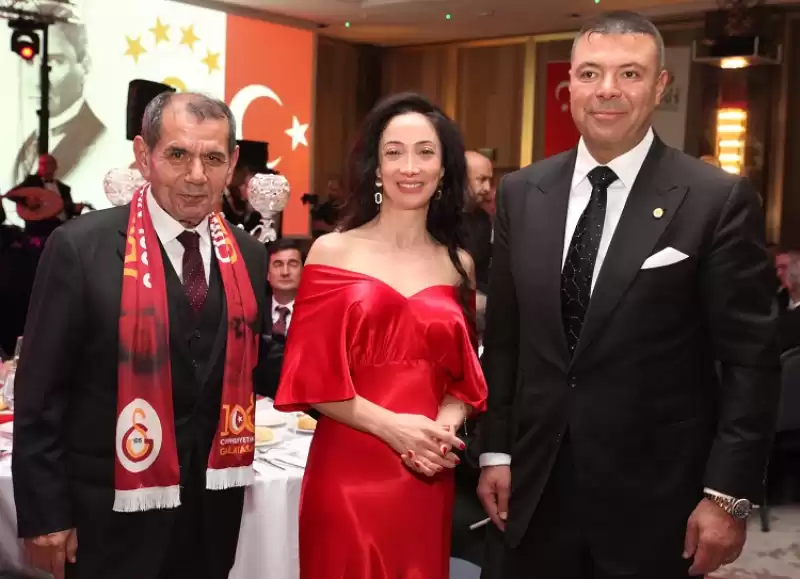 İlk Cumhuriyet Balosu Ankara Galatasaraylılardan