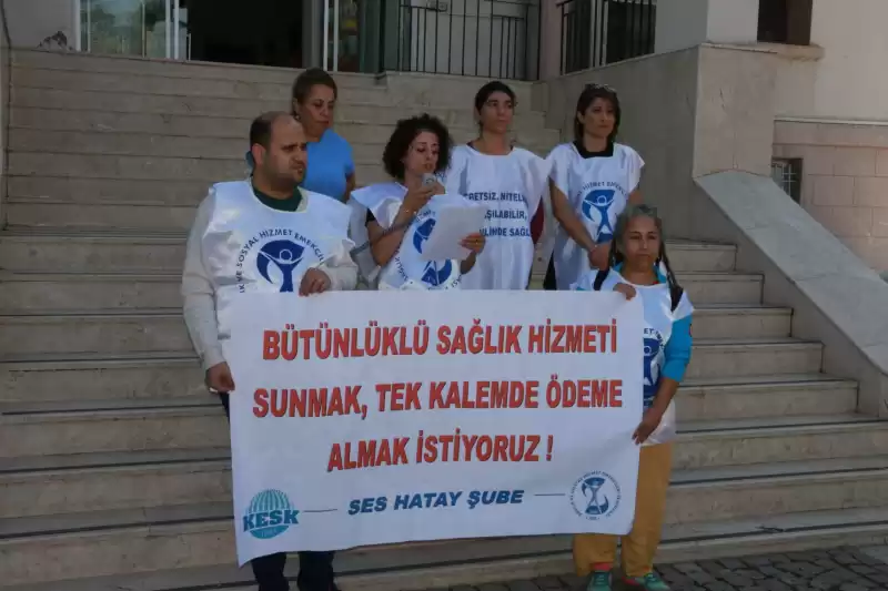 SES Hatay Çalışırken Ve Emeklilikte Insanca Yaşamaya Yetecek ücret Istiyoruz.