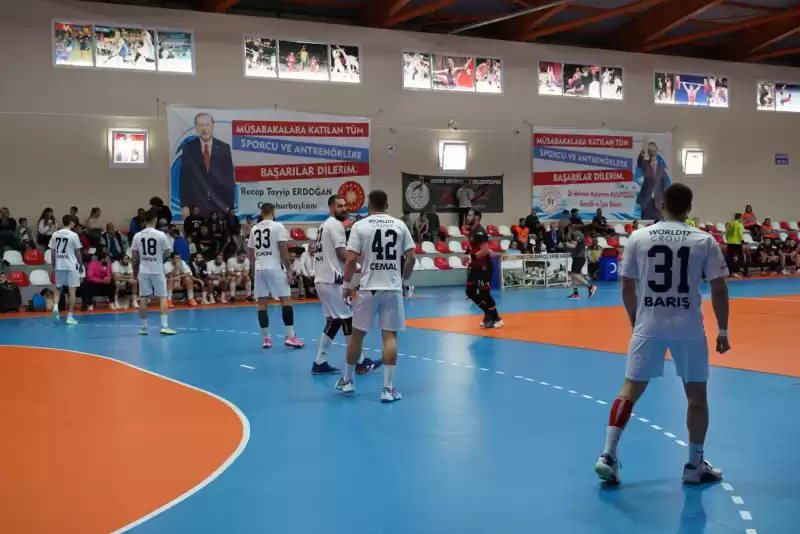 VEFAKENT HATAY BÜYÜKŞEHİR BELEDİYESPOR EVİNDE MUTLU