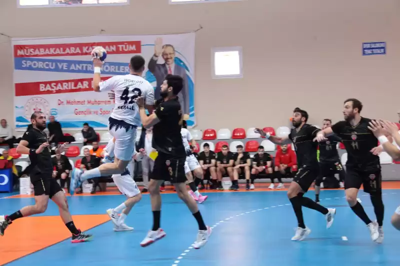 HATAY BÜYÜKŞEHİR BELEDİYESPOR-SPOR TOTO SPOR KULÜBÜ: 25-23