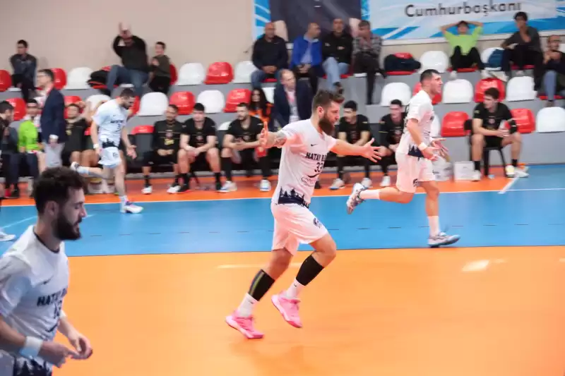 HATAY BÜYÜKŞEHİR BELEDİYESPOR-SPOR TOTO SPOR KULÜBÜ: 25-23