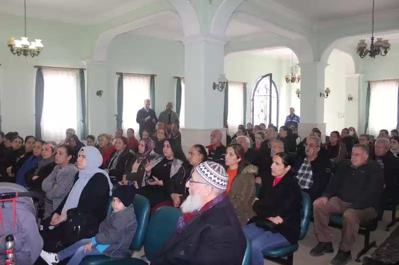 Polis, Halkın Huzur Ve Güveni İçin Görev Yapar… POLİS - VATANDAŞ EL ELE…