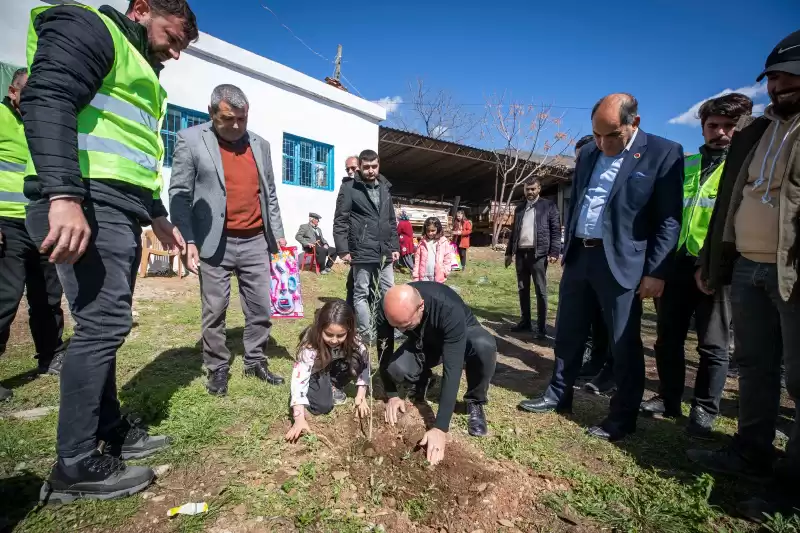 Osmaniyeli üreticiye İzmir’den Can Suyu