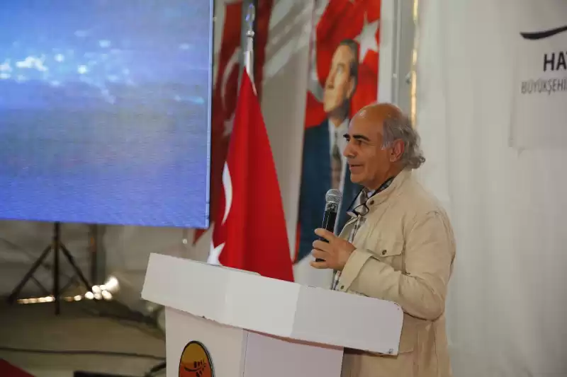 HATAY’DAKİ AKADEMİSYENLER “ HEP BİRLİKTE HATAY’I YENİDEN İNŞA EDELİM” ÇAĞRISI YAPTI     