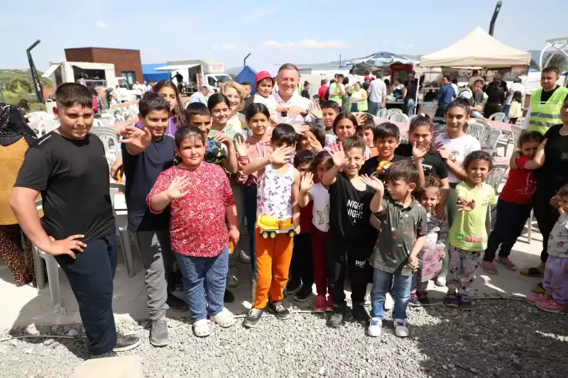 HATAY’DAKİ AKADEMİSYENLER “ HEP BİRLİKTE HATAY’I YENİDEN İNŞA EDELİM” ÇAĞRISI YAPTI     