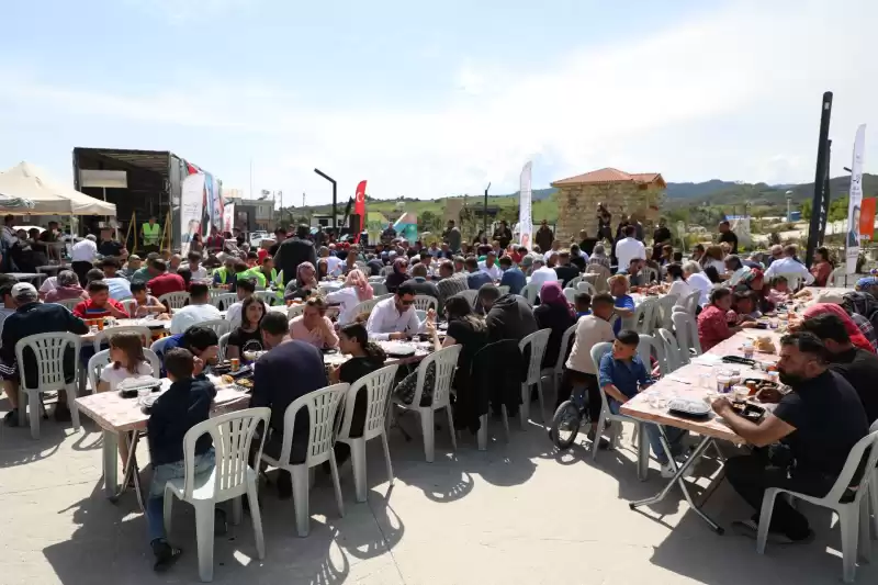 HATAY’DAKİ AKADEMİSYENLER “ HEP BİRLİKTE HATAY’I YENİDEN İNŞA EDELİM” ÇAĞRISI YAPTI