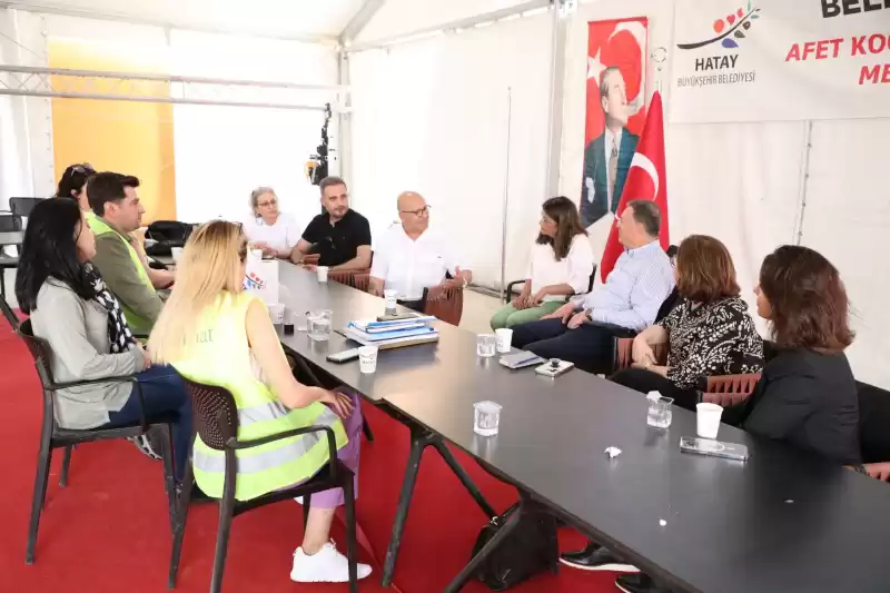 HATAY BÜYÜKŞEHİR BELEDİYE BAŞKANI DOÇ.DR. LÜTFÜ SAVAŞ: POLİTİKA YAPMADAN BÜTÜN HATAY’A YARDIM YAPIYORUZ