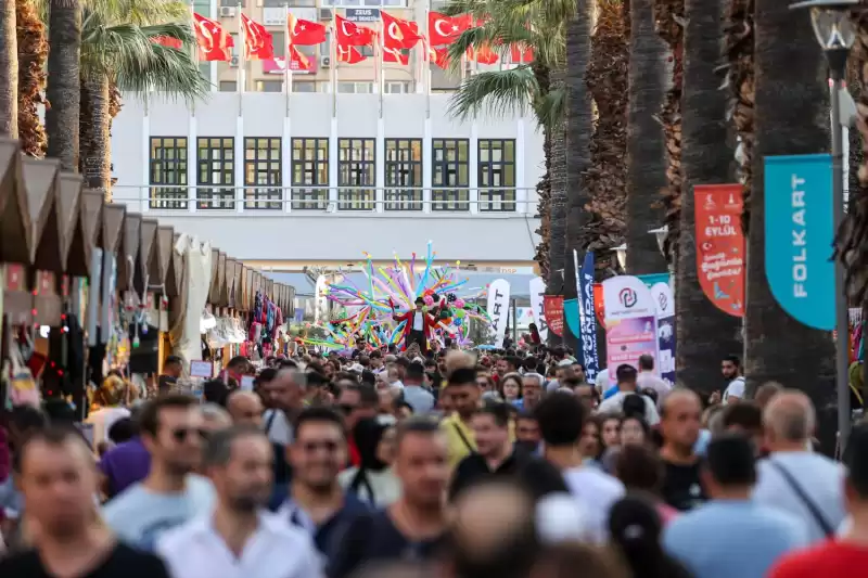 92. İzmir Enternasyonal Fuarı Ziyaretçilerini Bekliyor