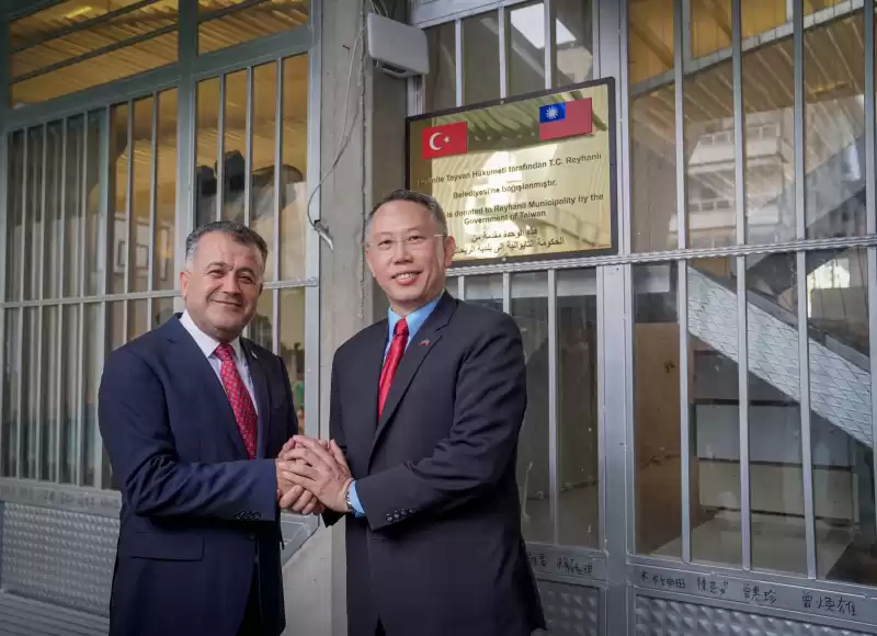 TAYVAN BÜYÜK ELÇİLİĞİ  4 ÜNİTEYİ REYHANLI BELEDİYESİNE BAĞIŞ YAPTI
