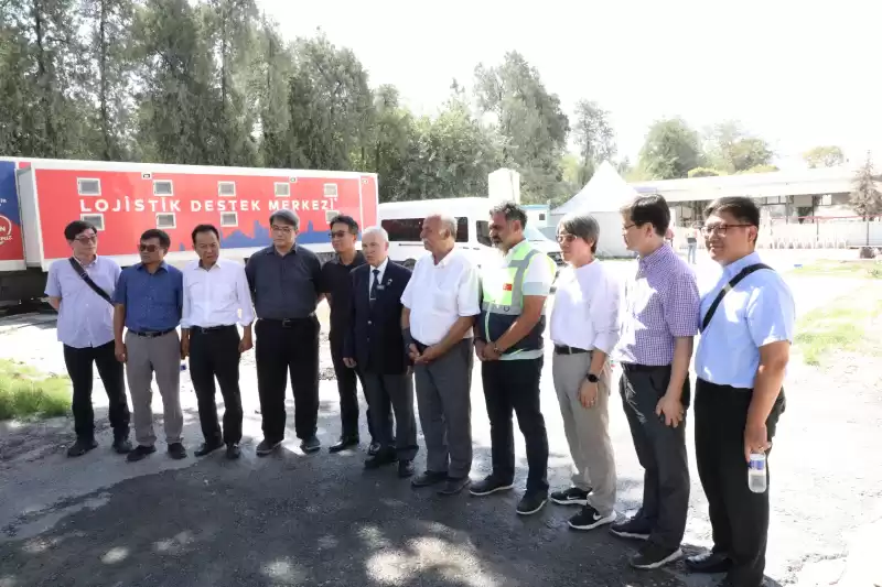 DEPREMZEDE KORE GAZİLERİNE KORELİ KARDEŞLERİ EL UZATTI