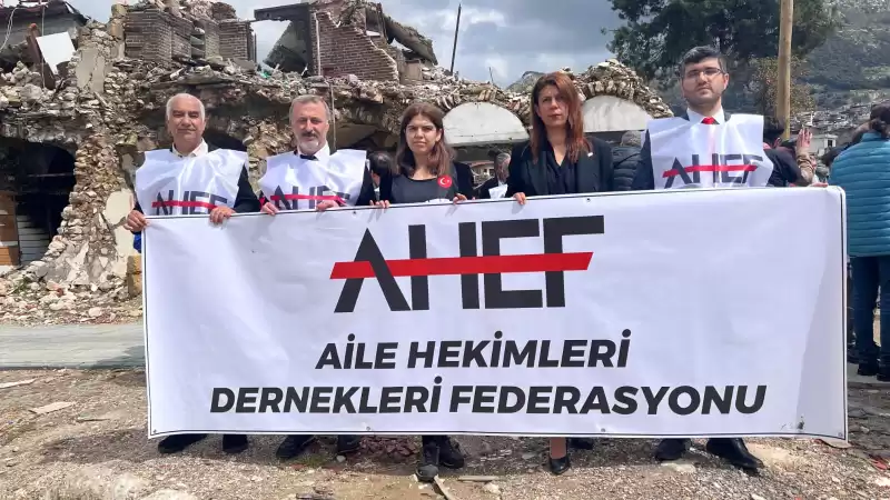 AİLE HEKİMLERİ HATAY’DA MESLEKTAŞLARINA DESTEK VERDİ