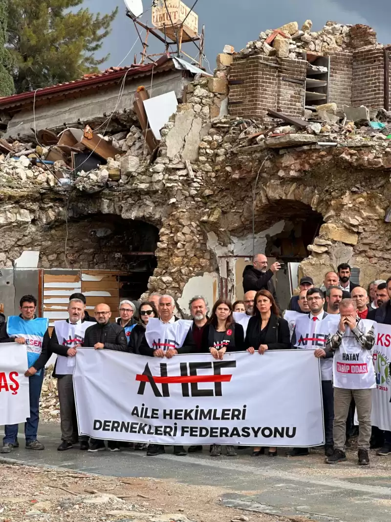 AİLE HEKİMLERİ HATAY’DA MESLEKTAŞLARINA DESTEK VERDİ