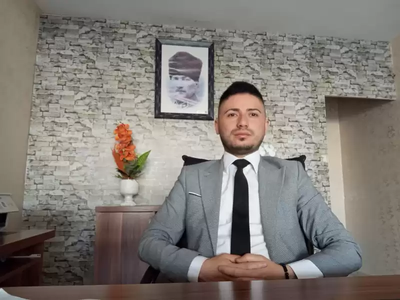 Başkan Erdinç Keskin'den Hatay Büyükşehir Belediyesi’ndeki İşten Çıkarmalara Sert Tepki