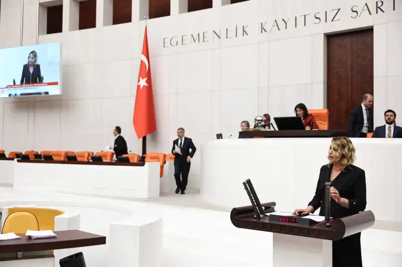 YILDIRIM KARA: SANSÜR O KADAR SIRADAN Kİ HABER DEĞERİ KALMADI