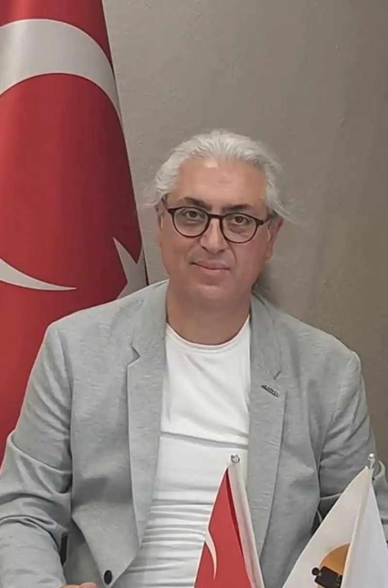 Av. Murat Hayzaran: “Hatay’da Esnaf Vergiyle Değil, Hayatta Kalma Mücadelesiyle Uğraşıyor”