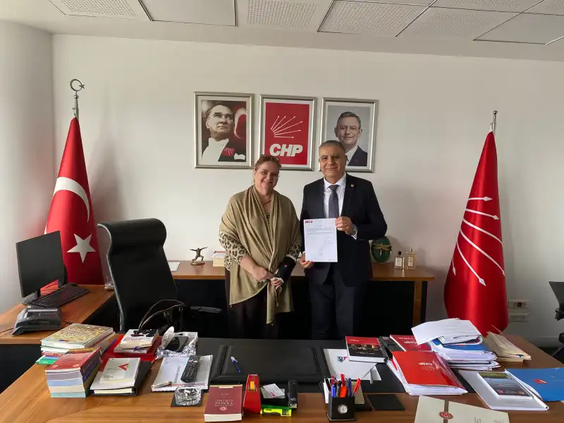 CHP’de Yeni Görevlendirme: Mehmet Güzelmansur’a Kritik Sorumluluk